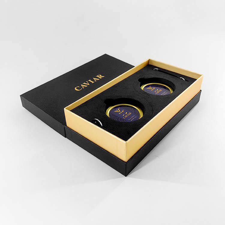 Maßgefertigte schwarze Werbeboxen von Caviar