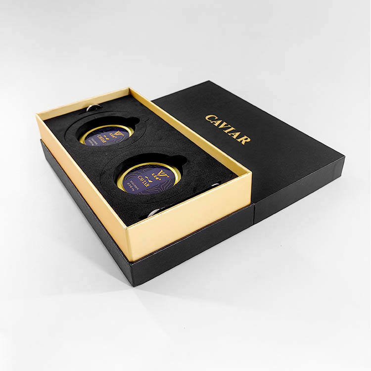 Maßgefertigte schwarze Werbeboxen von Caviar