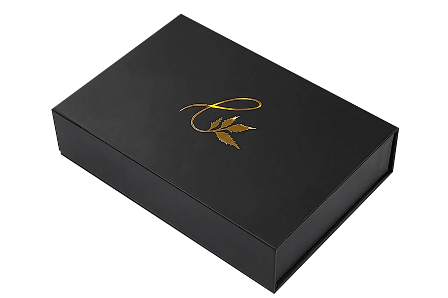 Umweltfreundliche Verpackungsschachtel aus Kunstdruckpapier mit Magnetverschluss und Klappdeckel